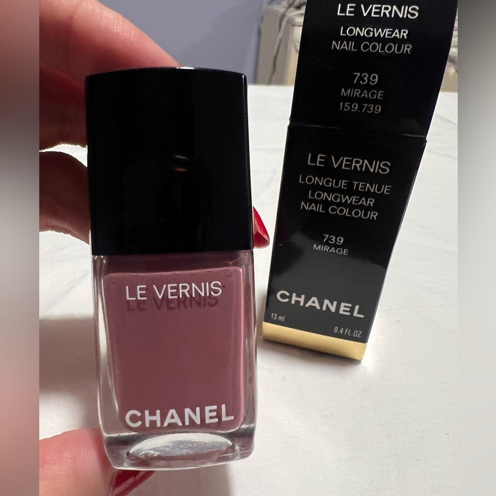 CHANEL Le Vernis Longwear Nail Colour - 739 Mirage